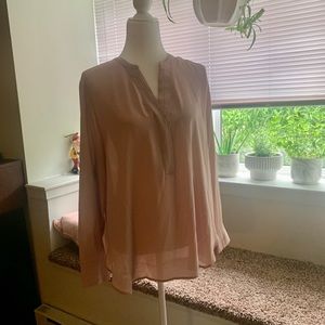 Violet and Clare shear blush top